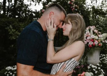 Unusual way Taylor Swift is inviting guests to Travis Kelce wedding after details leak