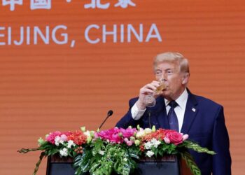 Trump’s China Trip Underscores How Power Has Shifted East