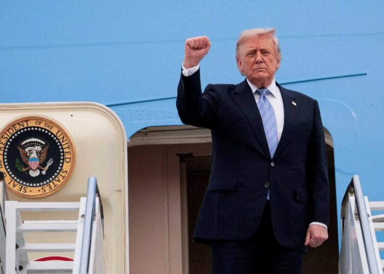 Trump makes wild brag on plane from China — and is openly doubted on CNN