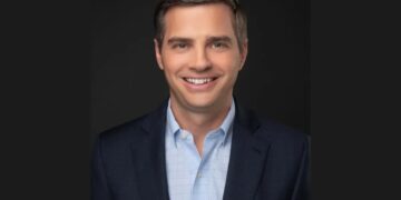 Gen Z wants AI-proof jobs. The president of a 50-property hotel chain says hospitality is hiding in plain sight