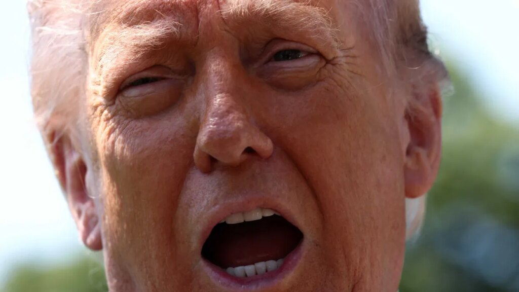 ‘Kathy, call me’: Trump lashes out at NY governor with bizarre backhanded offer