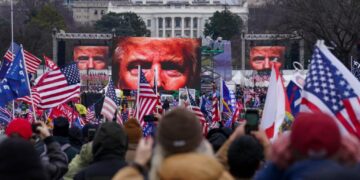 Trump May Drop IRS Suit in Return for $1.7 Billion ‘Weaponization’ Fund