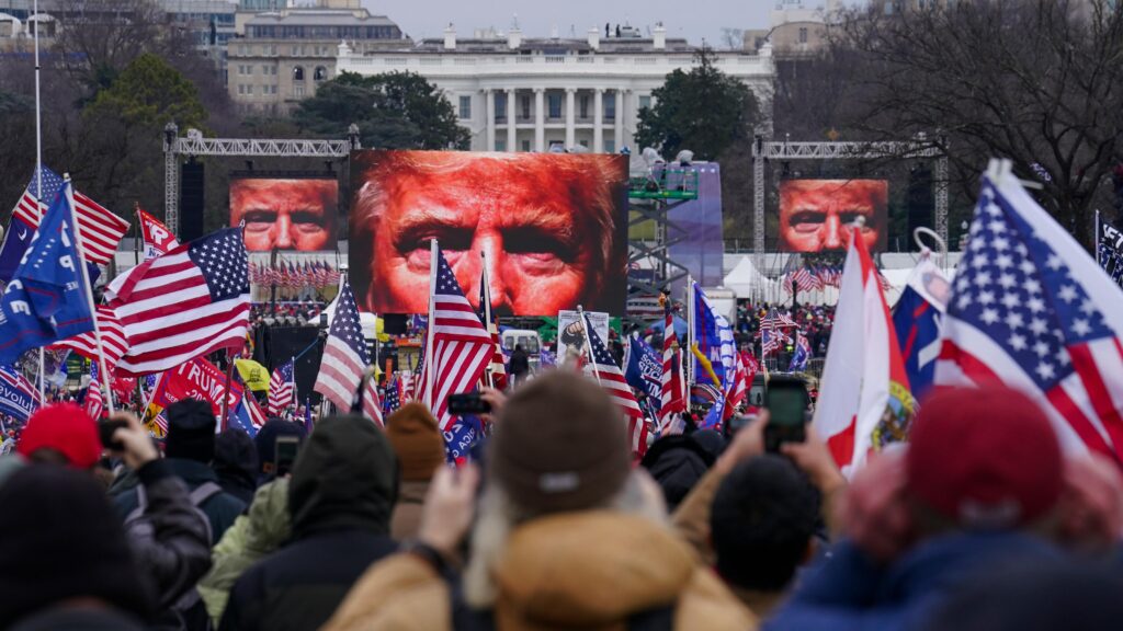 Trump May Drop IRS Suit in Return for $1.7 Billion ‘Weaponization’ Fund