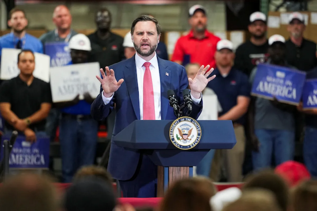 Comically unprepared JD Vance shamed by local columnist after clumsy campaign stop