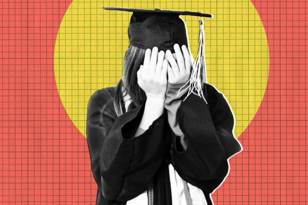 Students Boo and Jeer as AI Name-Reader Flops Spectacularly at College Graduation Ceremony