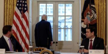 GOP senator turns against Trump’s ballroom after losing his seat to president’s candidate