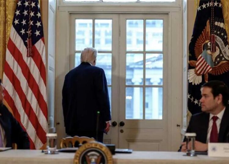 GOP senator turns against Trump’s ballroom after losing his seat to president’s candidate