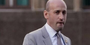 Far-right rebels against Stephen Miller after his latest stunt