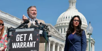 Emboldened Trump fires a warning shot at Lauren Boebert