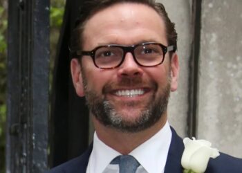 James Murdoch vows ‘ambitious journalism and agenda-setting conversations’ as he takes over New York, Vox brands