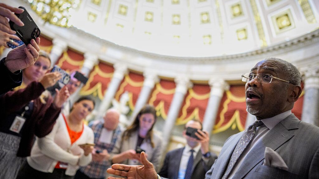 ‘Cowardly’: Democrats Criticize House Republicans for Abruptly Canceling War Powers Vote