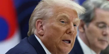 Trump biographer flags ‘suspect’ pattern in White House stock trades