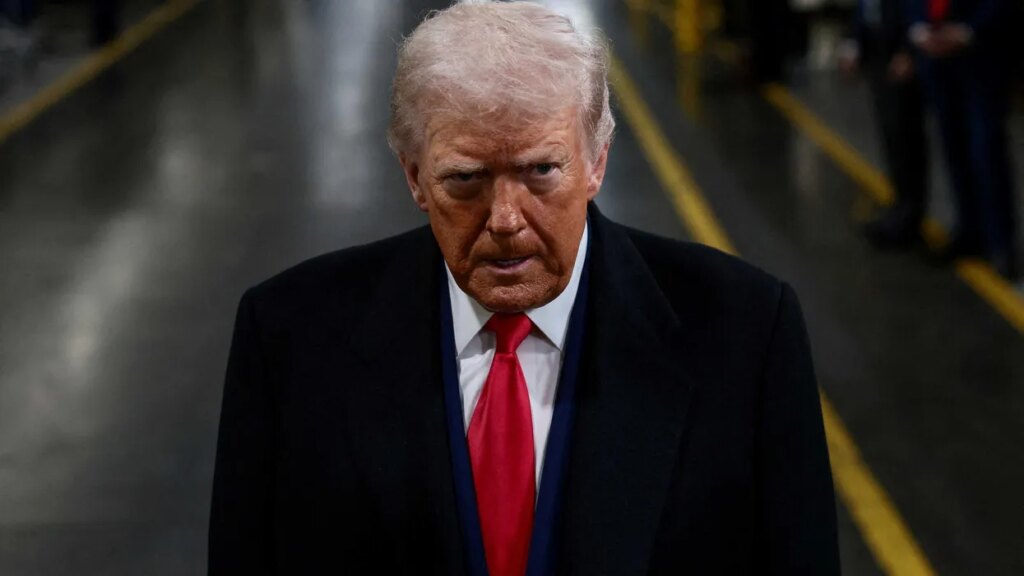 ‘A freaking disaster is coming’: GOP lawmakers rushing to bail on Trump