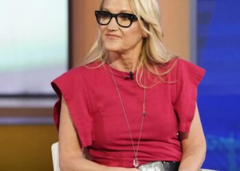 Millionaire podcaster Mel Robbins hits back at Gen Z’s lazy label—she says they’re stuck in a world their baby boomer parents wouldn’t even recognize