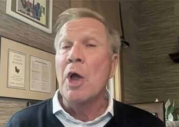 Ex-Gov. Kasich pours cold water on GOP senator keeping Ohio seat and withholds endorsement