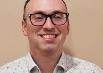 Meet the 32-year-old who is America’s only full-time spelling bee coach — he charges up to $180 per hour