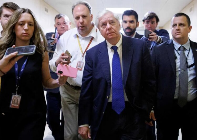 Lindsey Graham turns heads with perplexing remark as Trump weighs peace deal