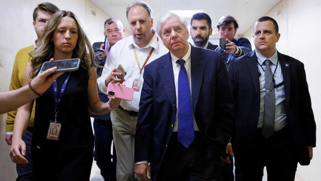 Lindsey Graham turns heads with perplexing remark as Trump weighs peace deal