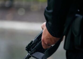 Two people shot and wounded in ‘encounter with Secret Service’ at White House: CNN