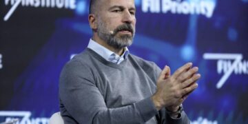 Uber CEO says rideshare ‘freed up’ his son from having to get a driver’s license—and he’s one of many Gen Zers who aren’t willing to drive