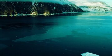 Scientists Say Huge Dam Blocking the Bering Strait Could Slow Effects of Climate Change