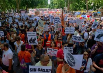 ‘We want neighbors, not tourists.’ Madrid’s renters march with message for the boom economy