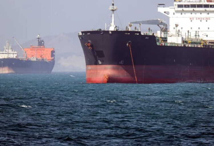 Oil drops as U.S. says deal with Iran and Hormuz reopening is near