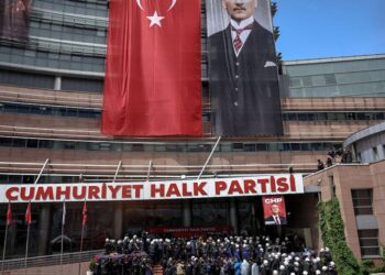 What to Know About Türkiye’s Deepening Democratic Crisis