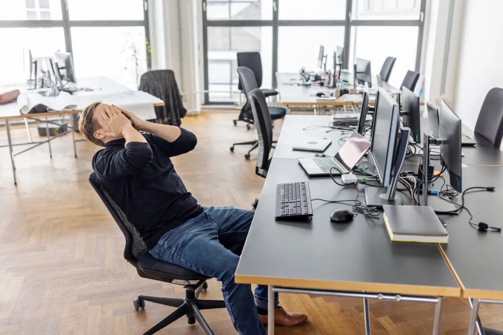 Man Humiliated by His AI Use Says He Just Can’t Quit
