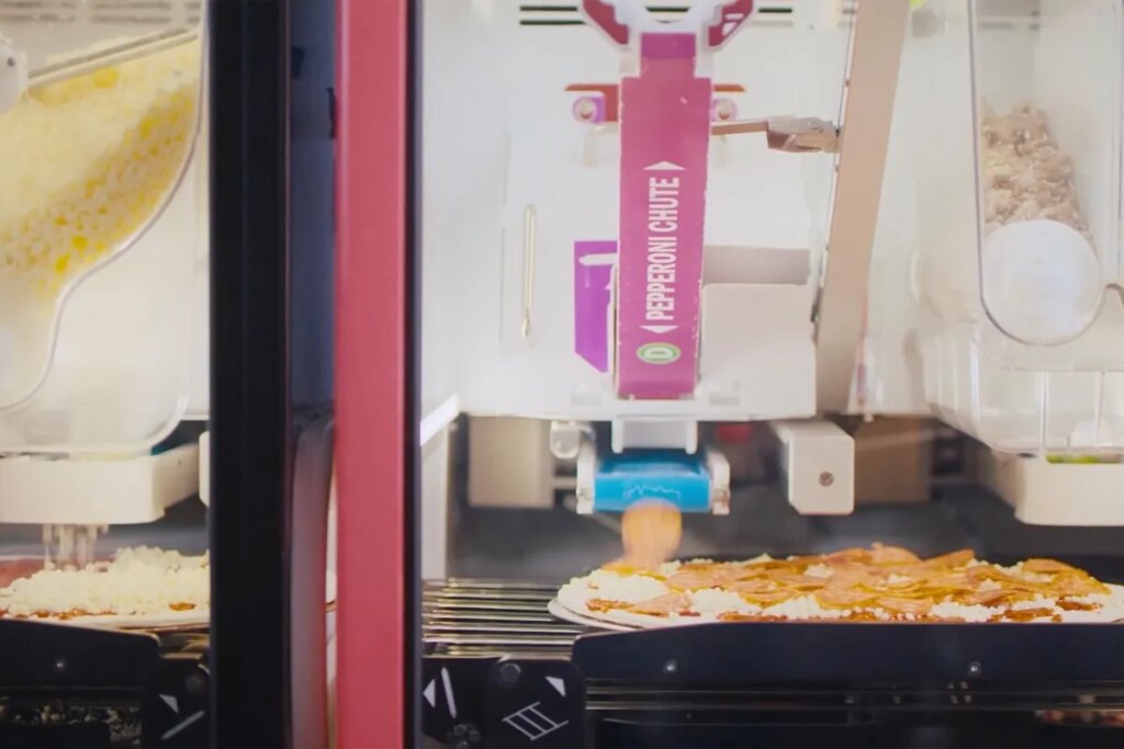 Oops! Domino’s-Partnered Robotics Startup That Was Supposed to Put Human Pizza Chefs Out of a Job Just Shut Down