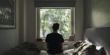 America is becoming less neighborly, and it’s hurting Gen Z and millennials’ chances at economic mobility