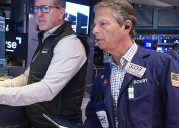 S&P 500 sets all-time high, welcomes another company to $1 trillion market cap club