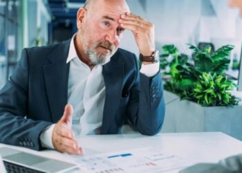 Real estate billionaire launched his entire career after being called the ‘worst analyst’ and quitting his cushy job at Goldman Sachs