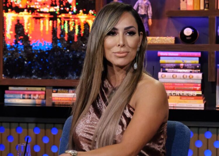 ‘RHOC’ alum Kelly Dodd slapped with revenge porn charge, facing jail time: report