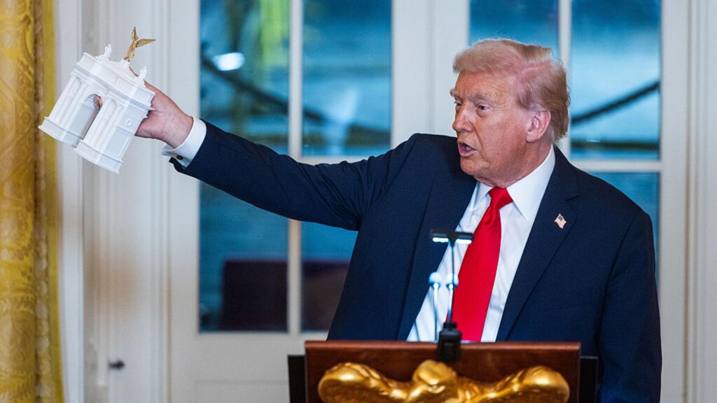 House Democrats to Introduce Bill to Block Trump’s Triumphal Arch Amid Backlash Over ‘Vanity’ Projects