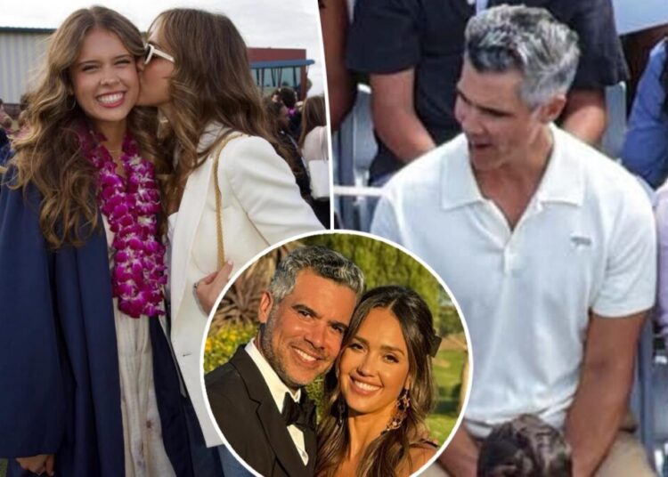 Jessica Alba and ex-husband Cash Warren awkwardly keep their distance at daughter’s graduation