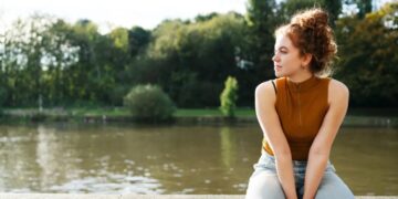 Gen Z is rejecting $200 dates and choosing ‘solo-maxxing’—and dating apps are taking a hit