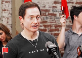 Woman Accuses Biohacker Bryan Johnson of Hypocrisy to His Face