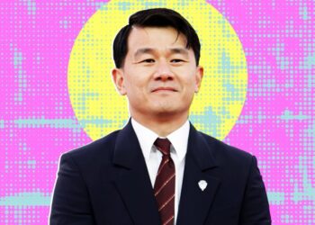 Harvard Graduation Speaker Unloads on AI in Profanity-Loaded Tirade, Prompting Cheers From Students: “I’m Here to Tell You the Mission of Your Generation Is to Destroy AI”