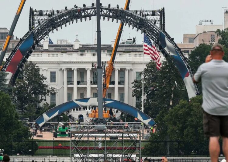 Trump admin panics in fair talent search as artists bail: ‘We can’t just have Kid Rock’