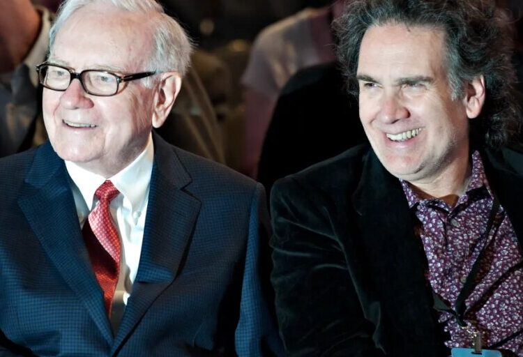 Warren Buffett’s son Peter didn’t know his dad was a billionaire until his 20s—he found out from a rich list