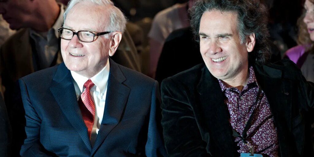 Warren Buffett’s son Peter didn’t know his dad was a billionaire until his 20s—he found out from a rich list