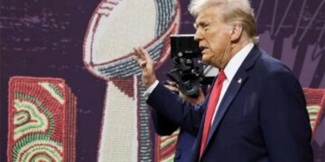 Trump rushes to defend embattled NFL quarterback: ‘They are all losers’