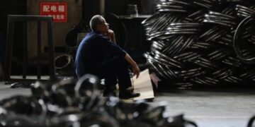 Chinese factory activity flattens as analysts wonder about true damage from Iran War