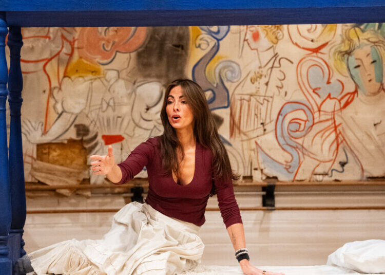 Isabel Leonard and Others Offer Tastings of ‘Frida y Diego’
