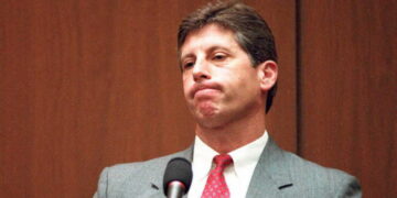 Mark Fuhrman, Flawed Witness in O.J. Simpson Trial, Dies at 74