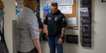 Judge Bars ICE From Making Immigration Arrests at Courts in New York