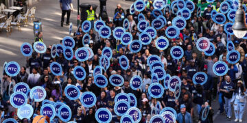 N.Y.C. Hotel Housekeepers Will Earn Over $100,000 Under New Contract