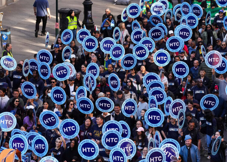 N.Y.C. Hotel Housekeepers Will Earn Over $100,000 Under New Contract