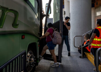 Workers Endure Tough Commutes Even After L.I.R.R. Strike Deal